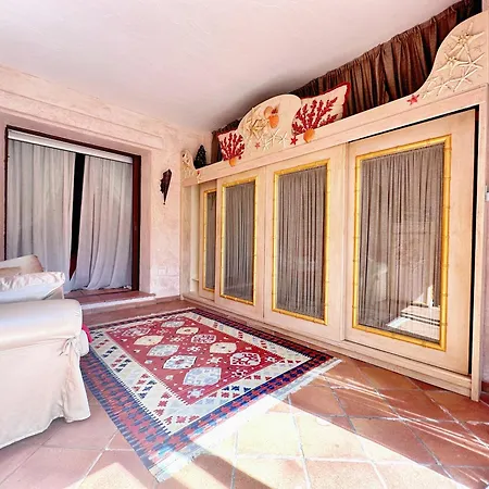 Ersy House